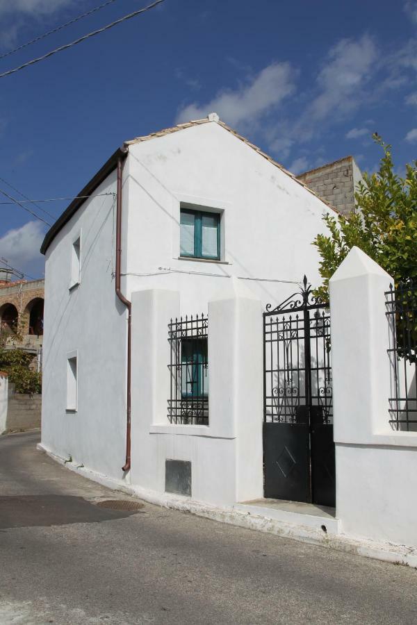 Orroli B&B Charme Sa Pardina المظهر الخارجي الصورة
