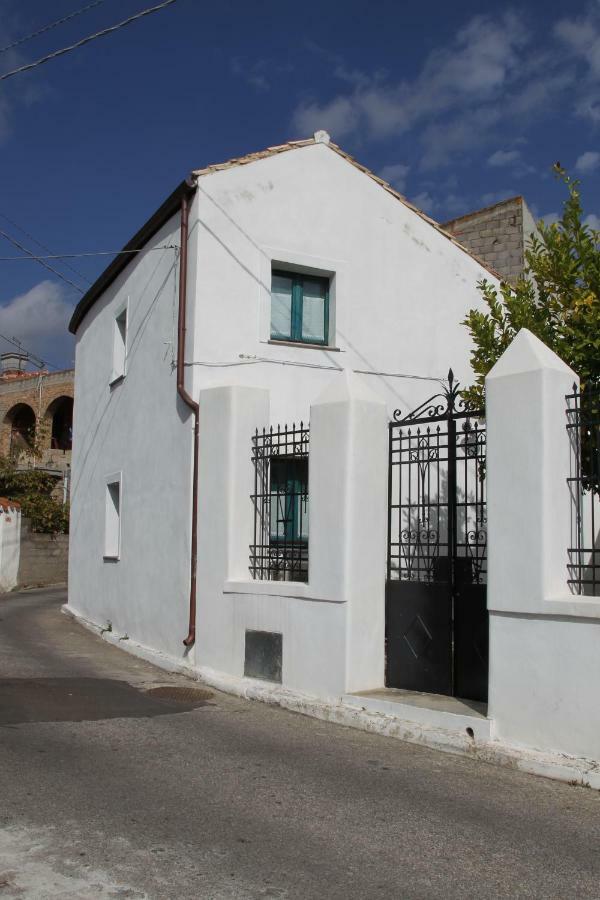 Orroli B&B Charme Sa Pardina المظهر الخارجي الصورة